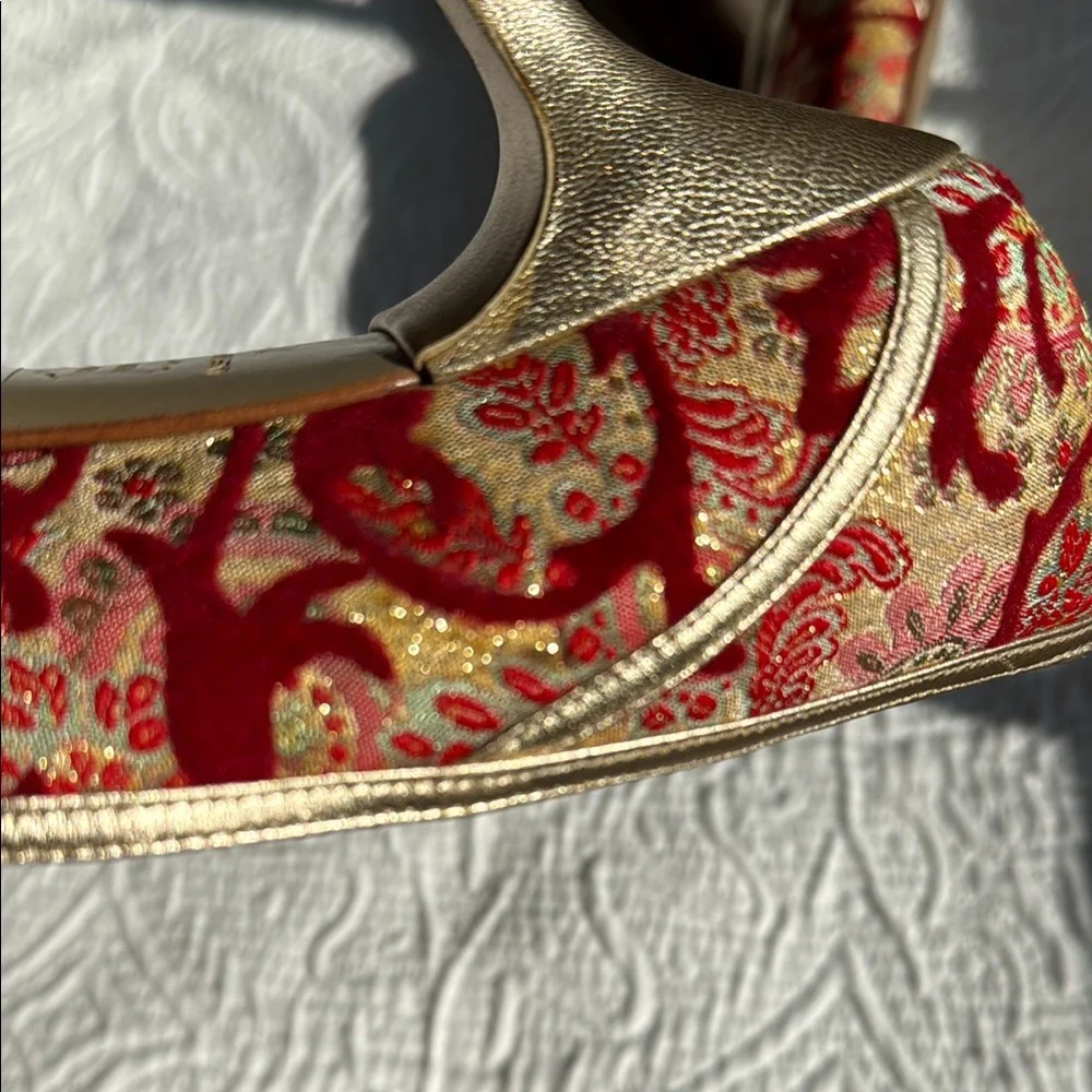 Kenneth Cole Red, Gold and Cream Heels with Artistic Flair